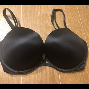 NWOT Victoria’s Secret Very Sexy Push Up Bra